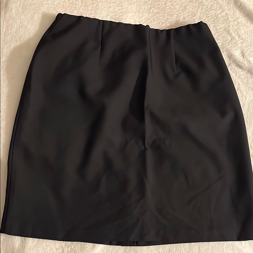 Elegant Black Women's Skirt
